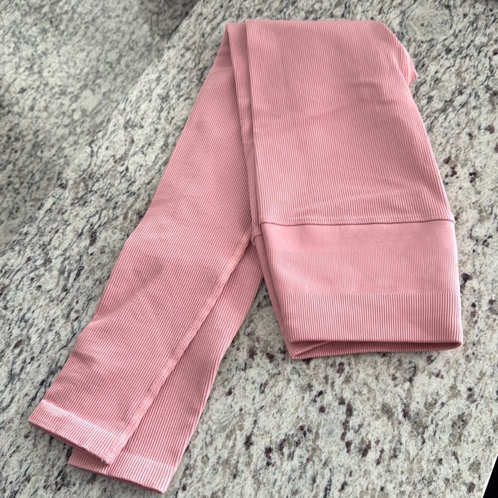 Spiritual Gangster Ribbed Leggings